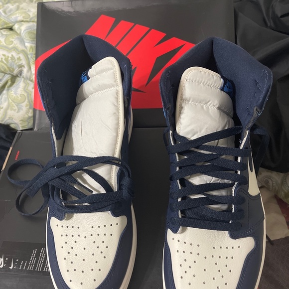 AJ1 RETRO HIGH OBSIDIAN - Picture 6 of 10